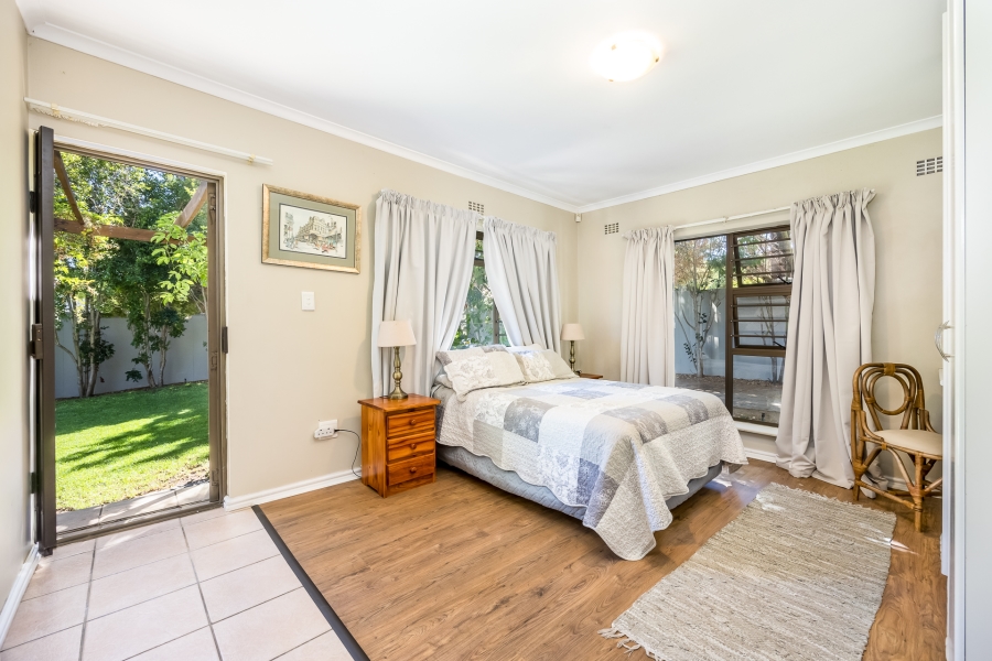 3 Bedroom Property for Sale in The Crest Western Cape